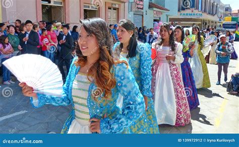 chicas en cuenca|Cuenca Women .